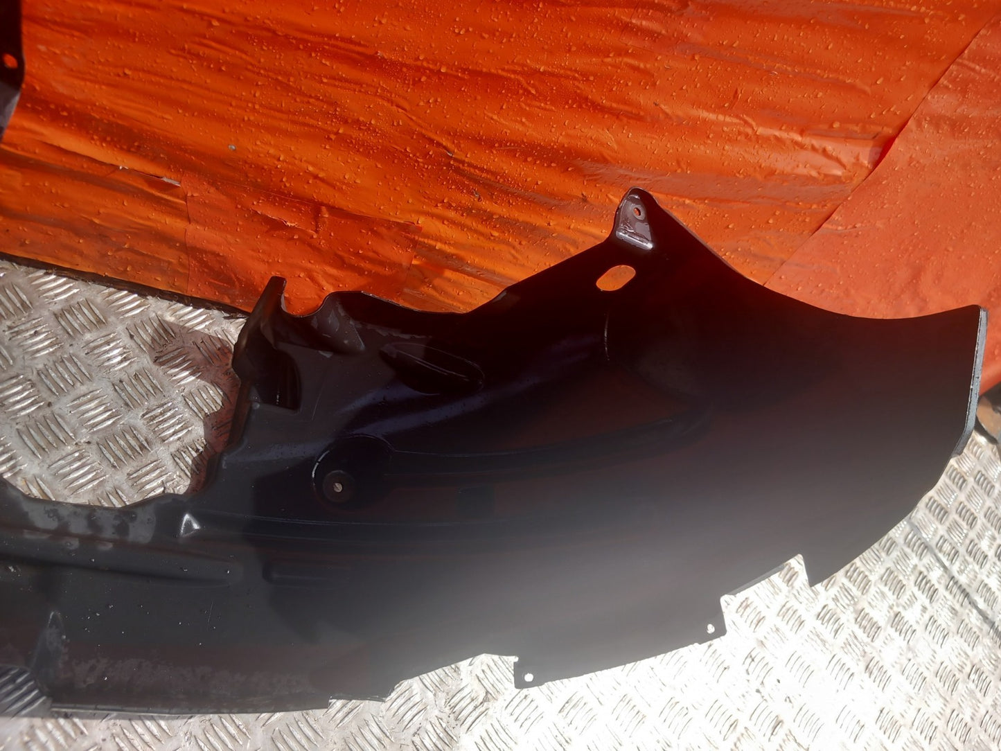 Ford Tourneo Custom 2.2 Diesel 2015 Front Left Wheel Arch Liner FK2116115A A377 - Image 9