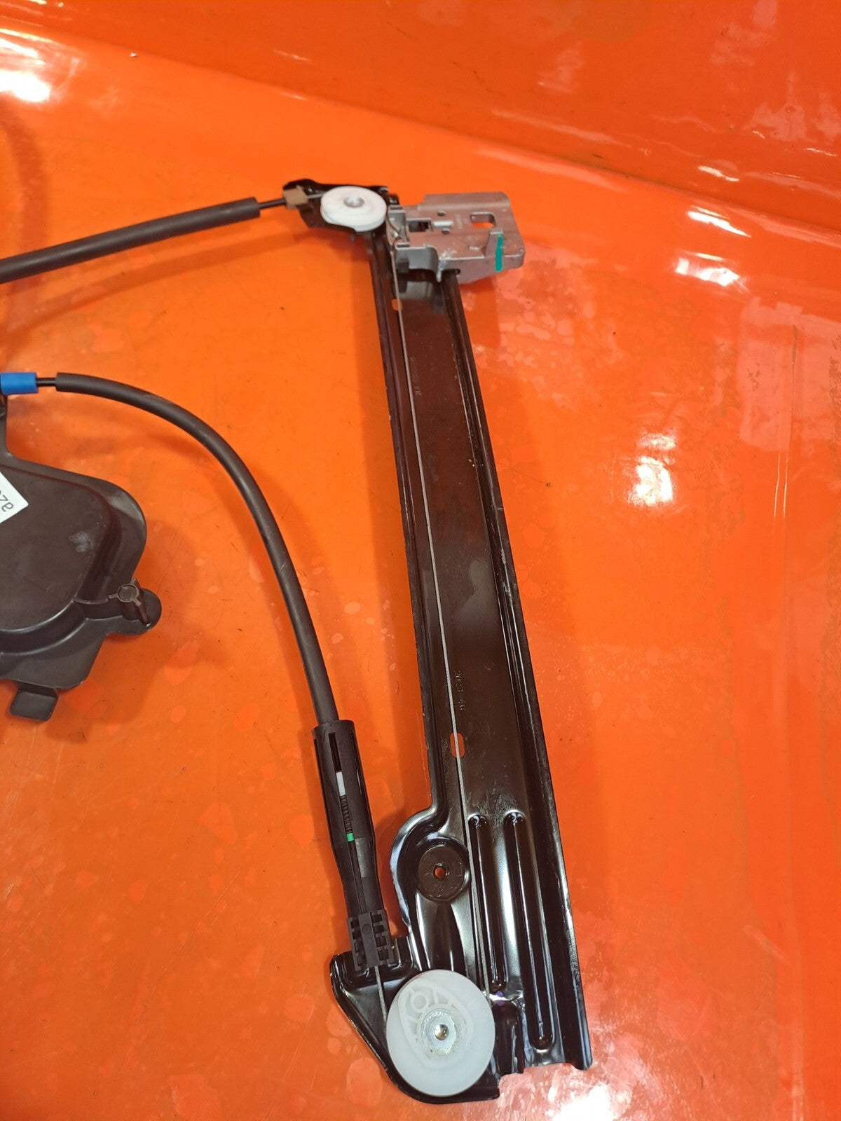 2024 TESLA MODEL 3 LONG FRONT RIGHT DOOR WINDOW REGULATOR 1A002172A A207 - Image 5