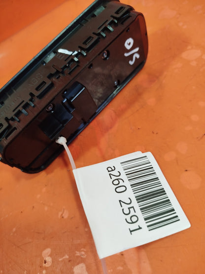 ✅2019 MERCEDES A CLASS W177 FRONT RIGHT WINDOW SWITCH A1679050001 +WARRANTY A260 - Image 9