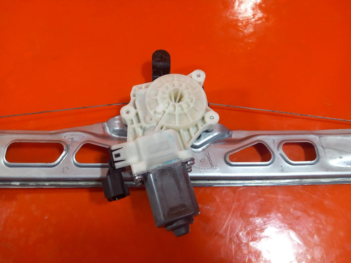 ebay-src:https://i.ebayimg.com/00/s/mtiwmfgxnjaw/z/wv4aaeswdwdqorlz/$_57.jpg