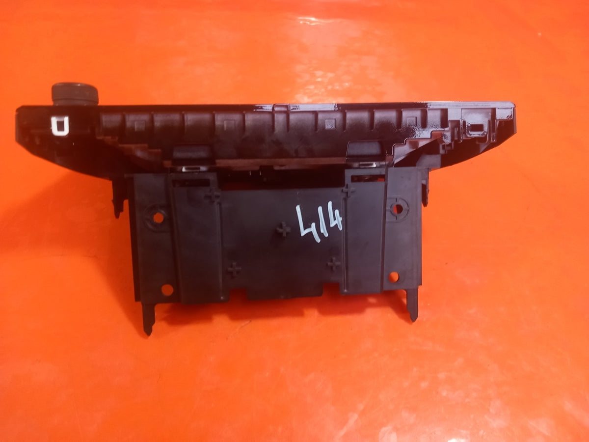 ebay-src:https://i.ebayimg.com/00/s/mtiwmfgxnjaw/z/sg0aaesw-opqs2hv/$_57.jpg