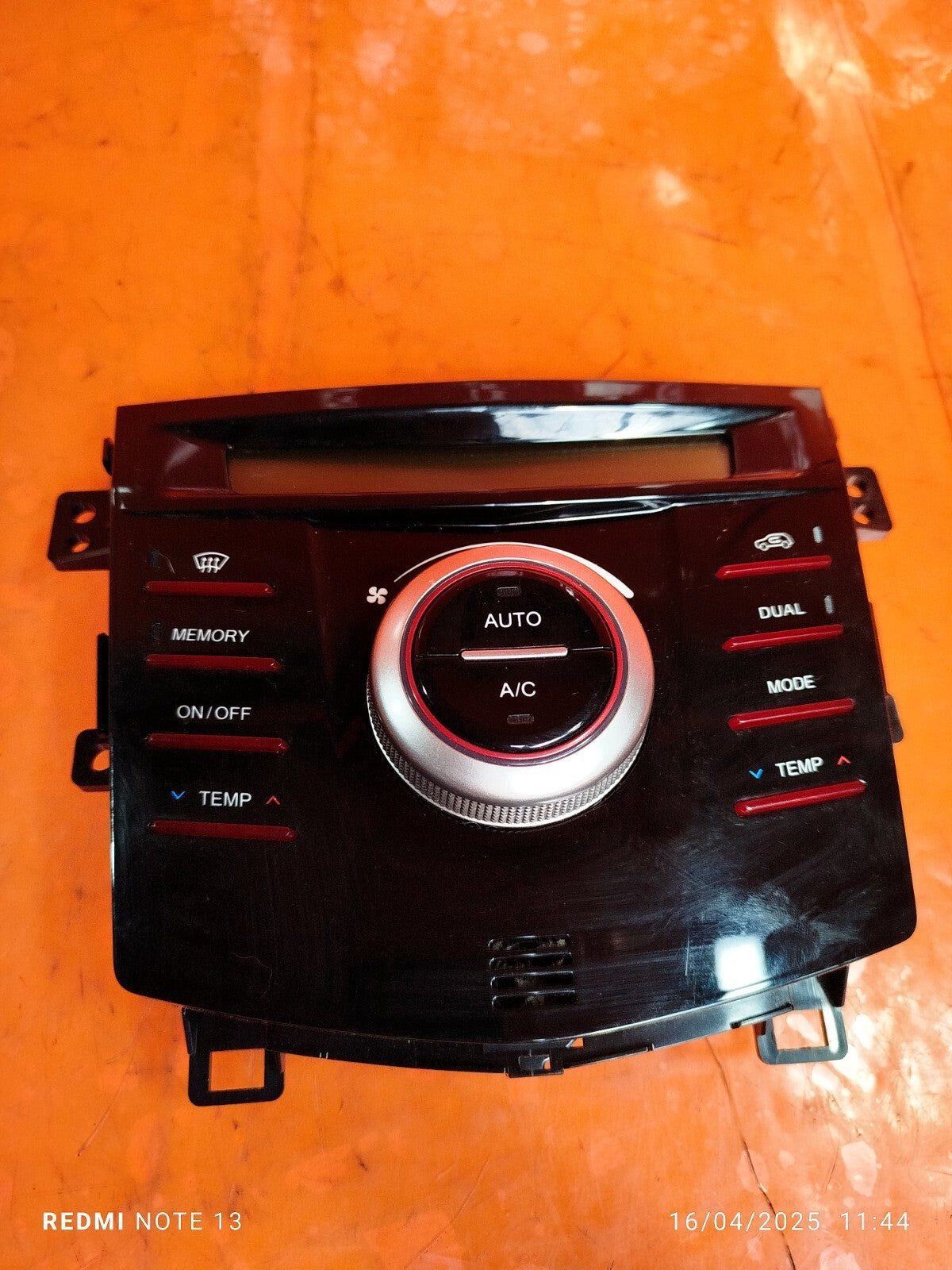 ✅Ssangyong Tivoli Ex 2016 1.6 Diesel CLIMATE CONTROL PANEL 68720-35000 Warranty - Image 2