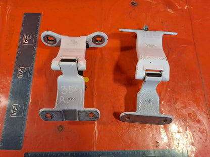 ✅Ford Transit Courier 1.5 Diesel 2024 Rear Right Door Hinges R2X6V42982BA A356 - Image 1