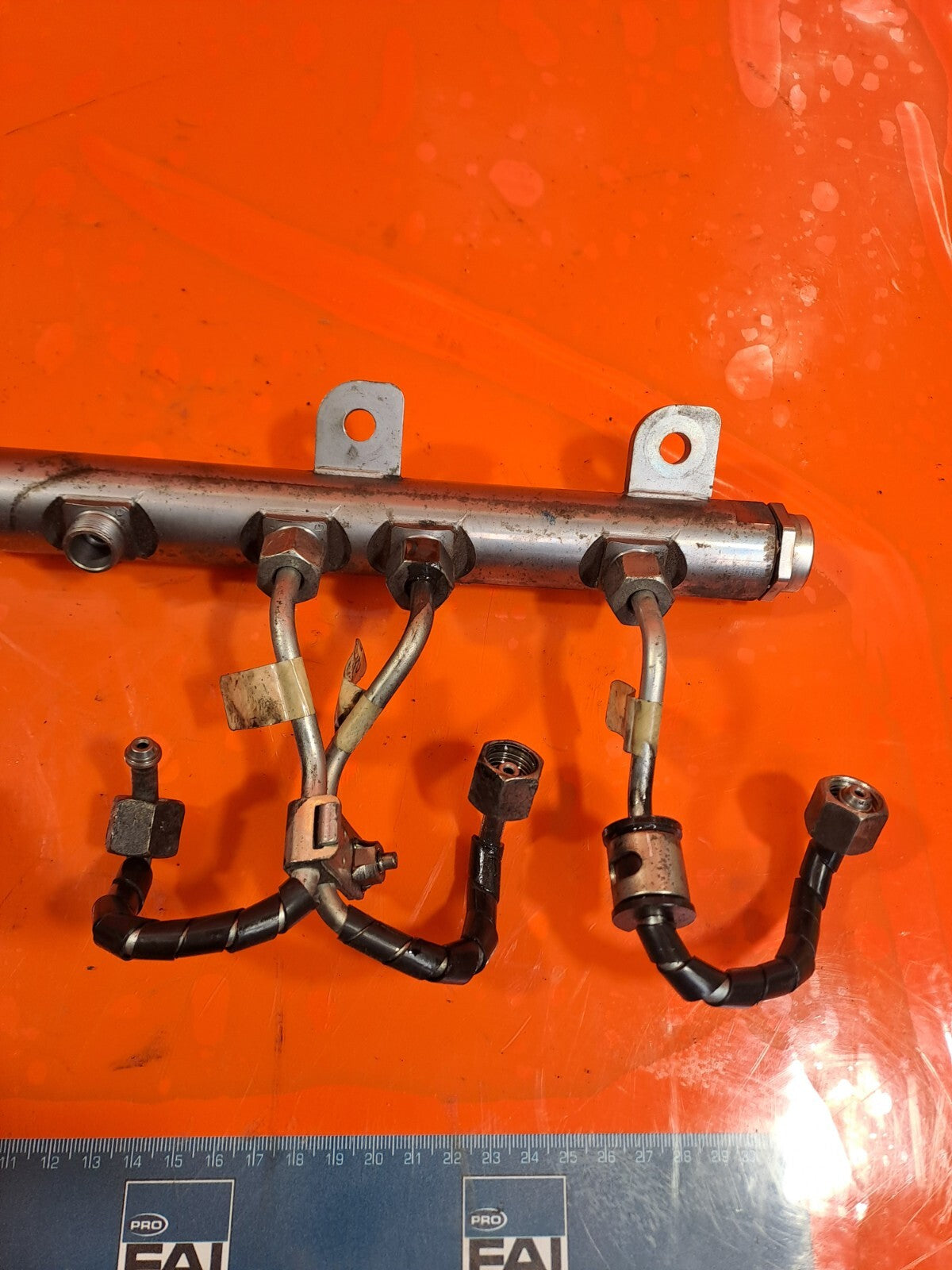 ✅2010 LAND ROVER DISCOVERY 4 L319 FUEL INJECTOR RAIL 9X2Q-9D280-FA + WARRANTY - Image 8
