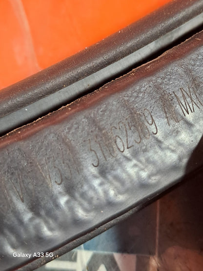 ✅POLESTAR 2 LONG RANGE 2023 FRONT RIGHT DOOR SEAL RUBBER 31662569 A312 - Image 10