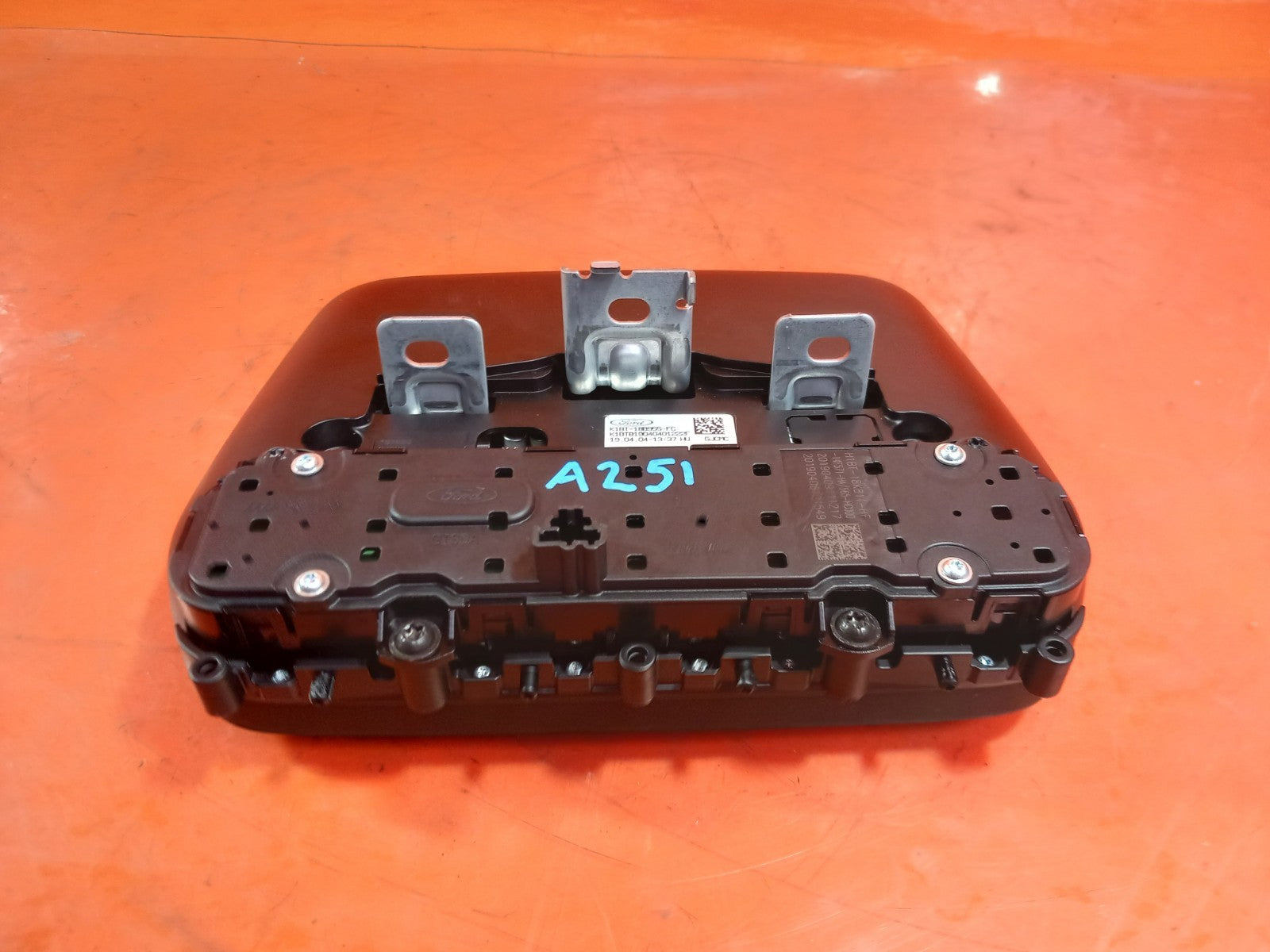 ebay-src:https://i.ebayimg.com/00/s/mtiwmfgxnjaw/z/omwaaeswfhnqjzum/$_57.jpg