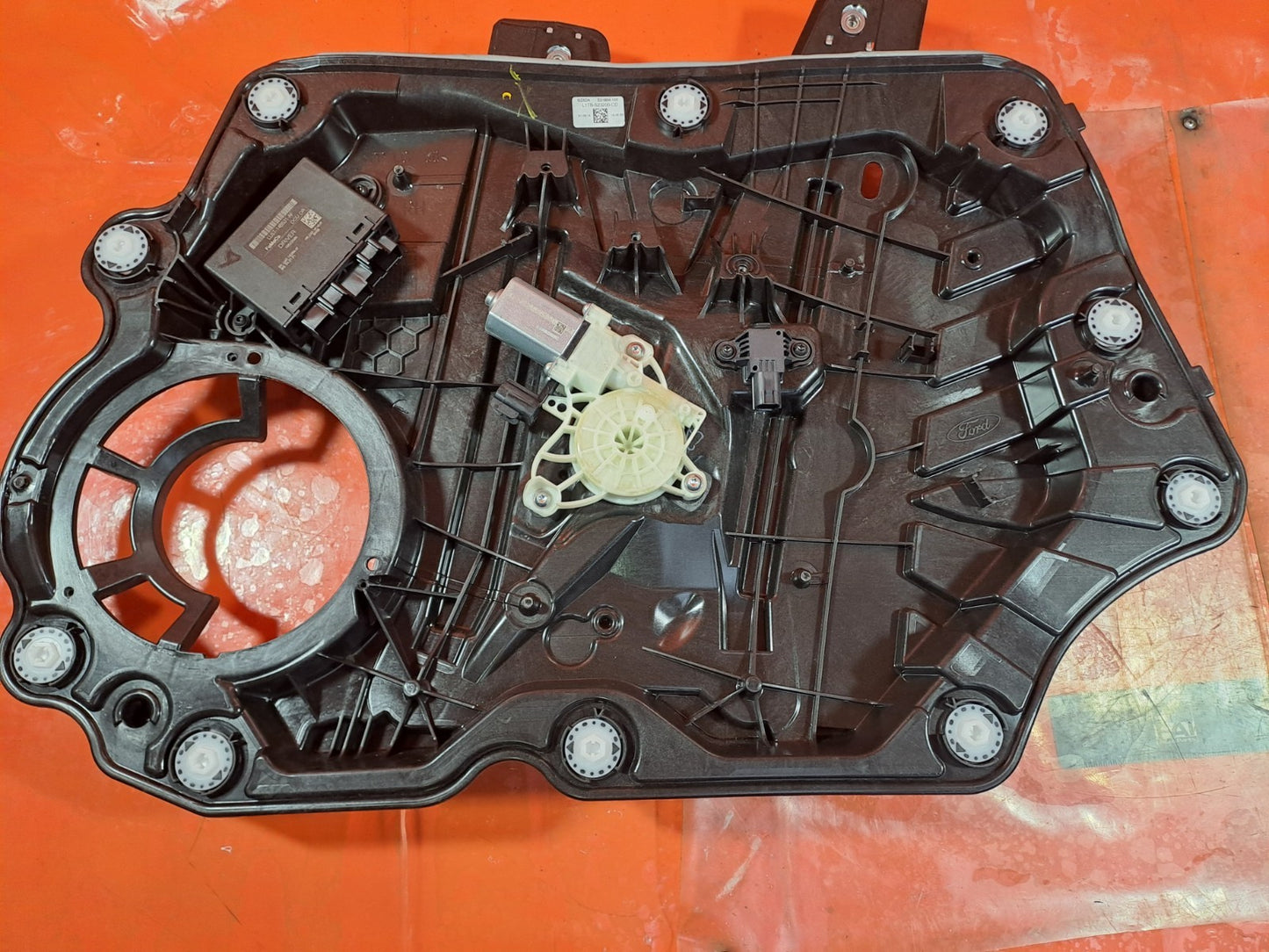 ebay-src:https://i.ebayimg.com/00/s/mtiwmfgxnjaw/z/idwaaesw0xjpbmc1/$_57.jpg