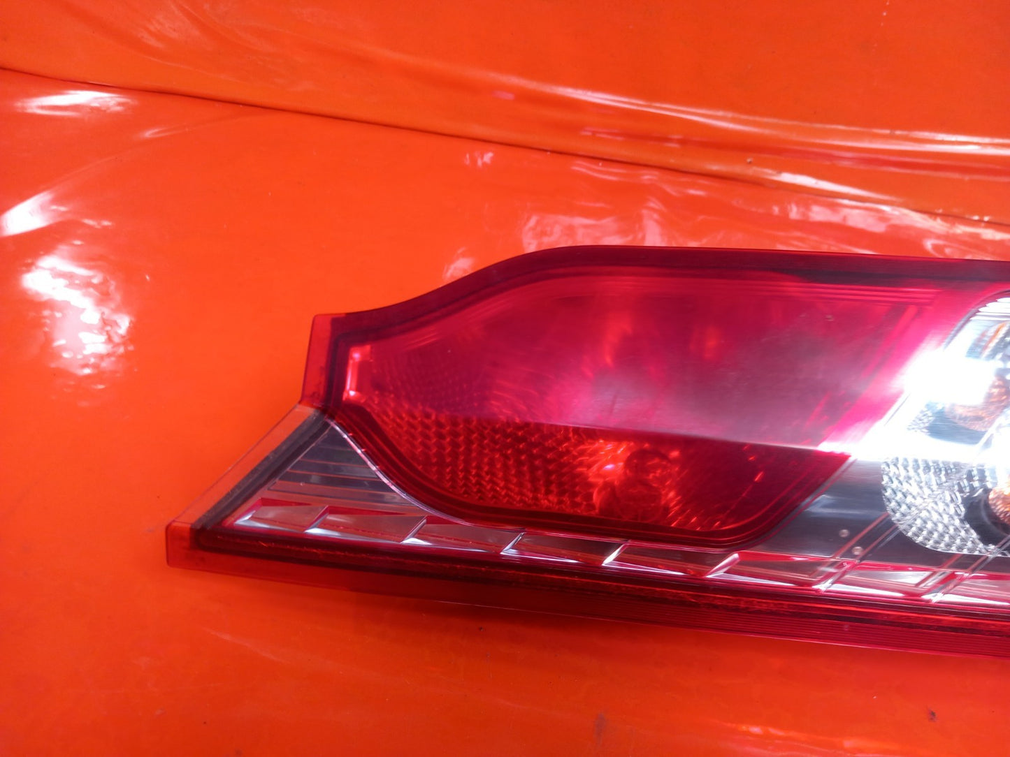 2017 Ford Transit Connect Rear Left Side Tail Light DT11-13405-AC Warranty A369 - Image 2