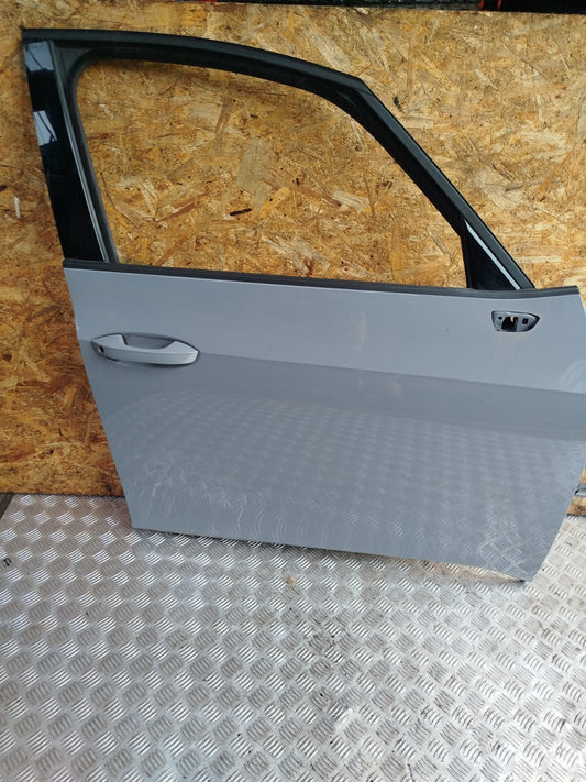 ✅CUPRA BORN V2 Ev 2023 FRONT RIGHT DOOR GREY Warranty A272 - Image 1