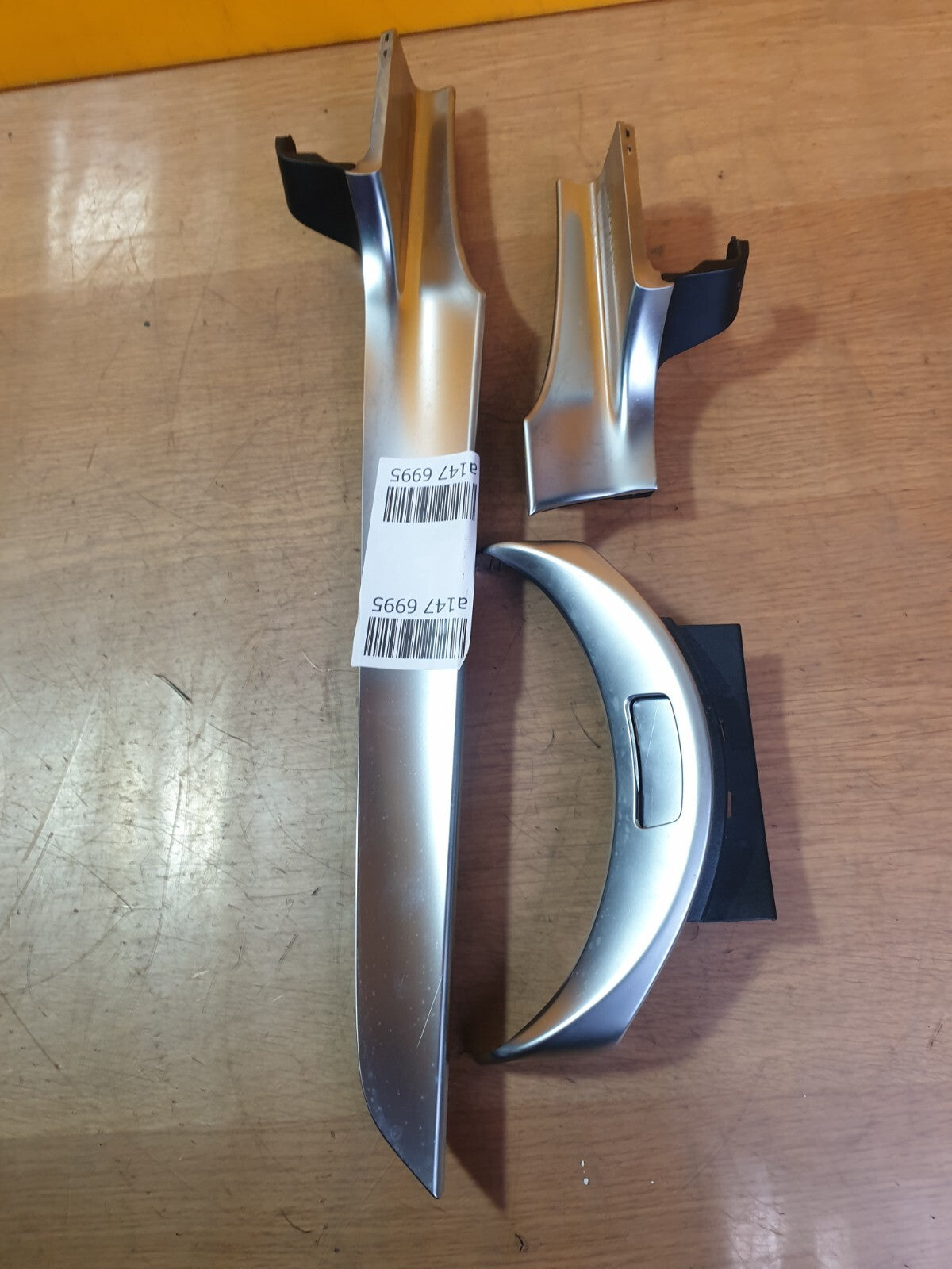 ✅Mercedes C Class W205 Dashboard Trims And Storage Tray A2056803307 A147 - Image 2