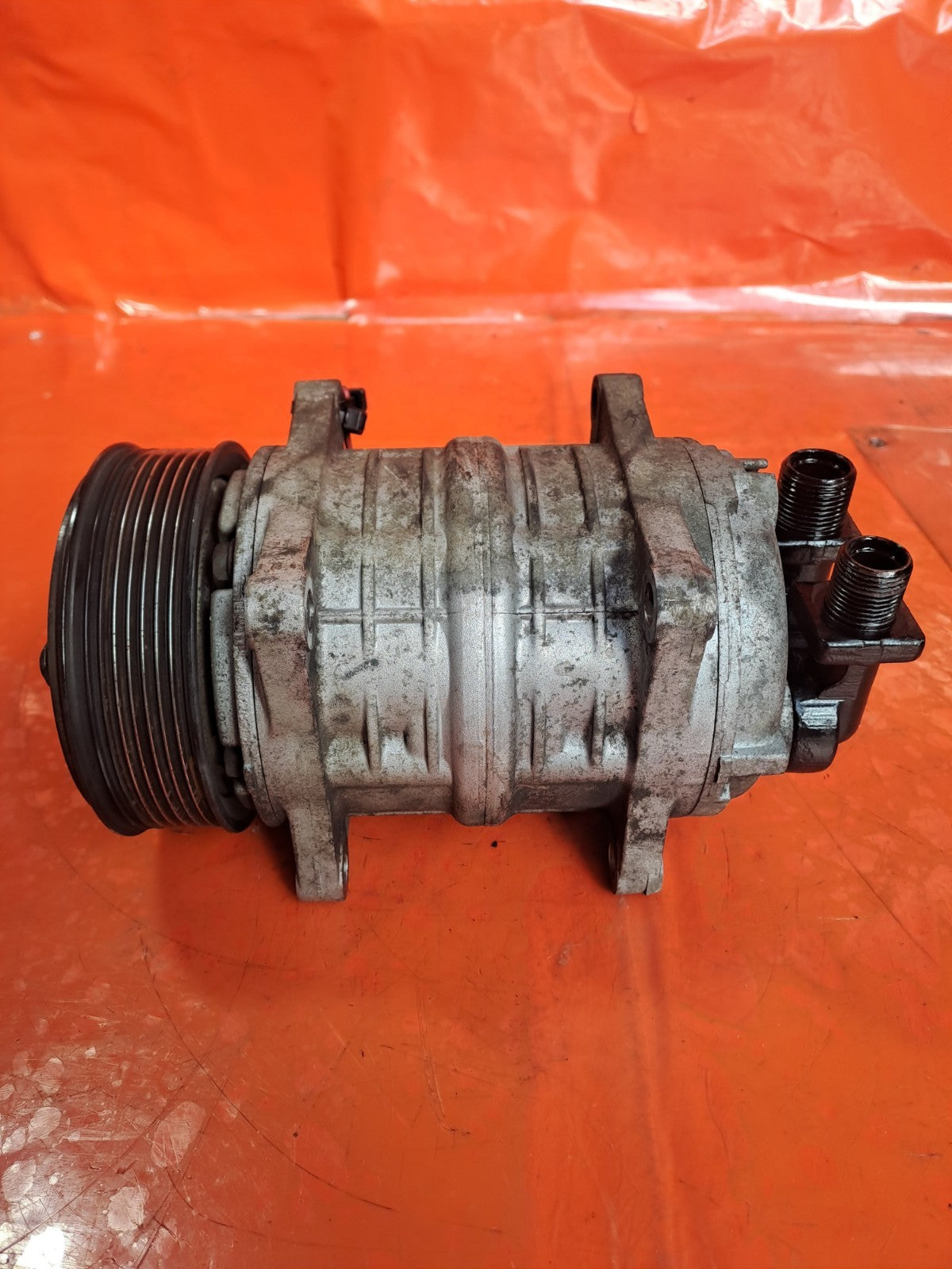 ebay-src:https://i.ebayimg.com/00/s/mtywmfgxmjaw/z/5xoaaeswk5dplins/$_57.jpg