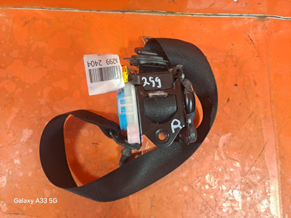 ✅2012 MERCEDES B CLASS W246 SEAT BELT FRONT RIGHT A2468600285 + WARRANTY A299 - Image 2