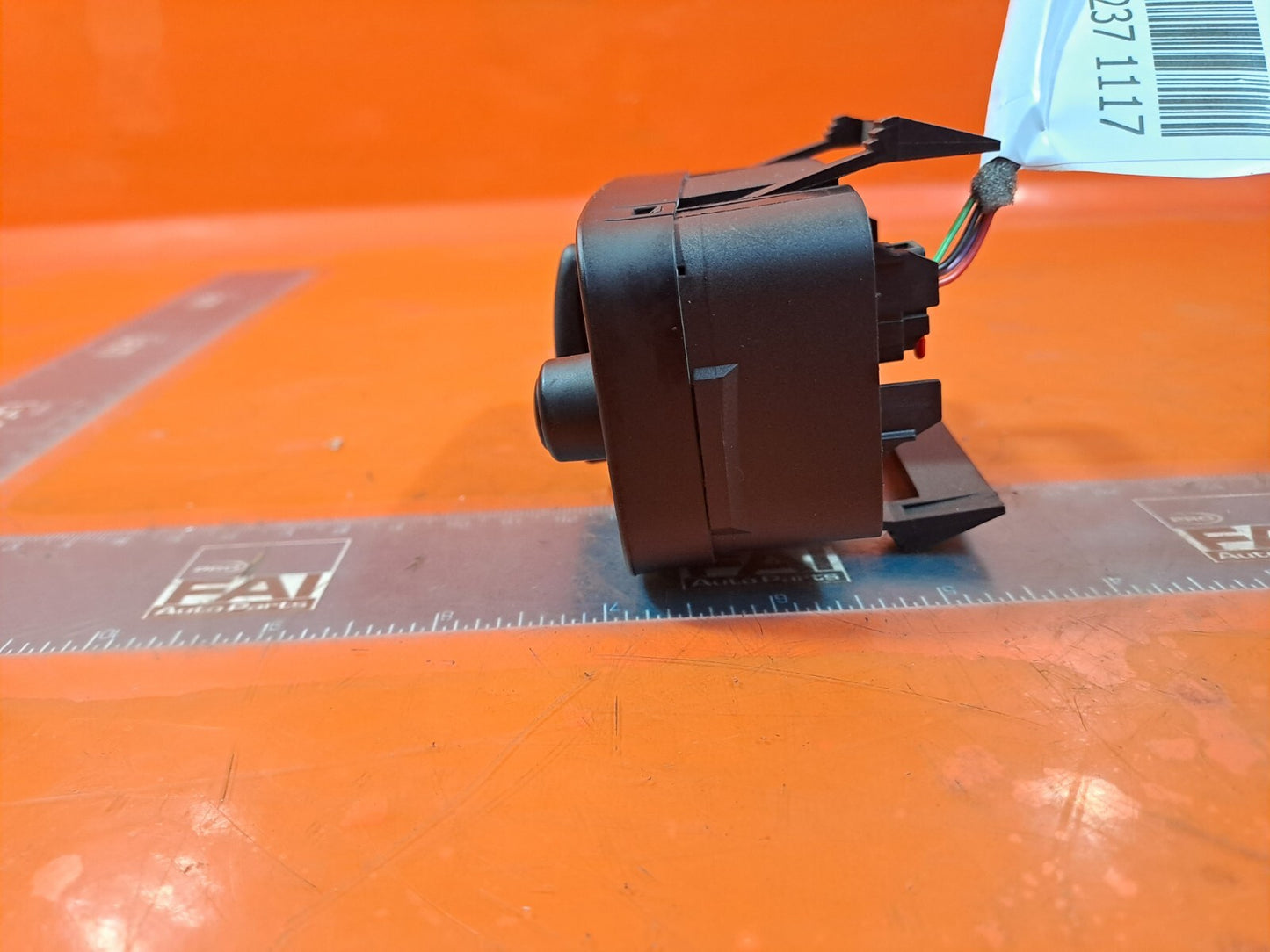 ebay-src:https://i.ebayimg.com/00/s/mtiwmfgxnjaw/z/sy8aaoswe0bnko6d/$_57.jpg