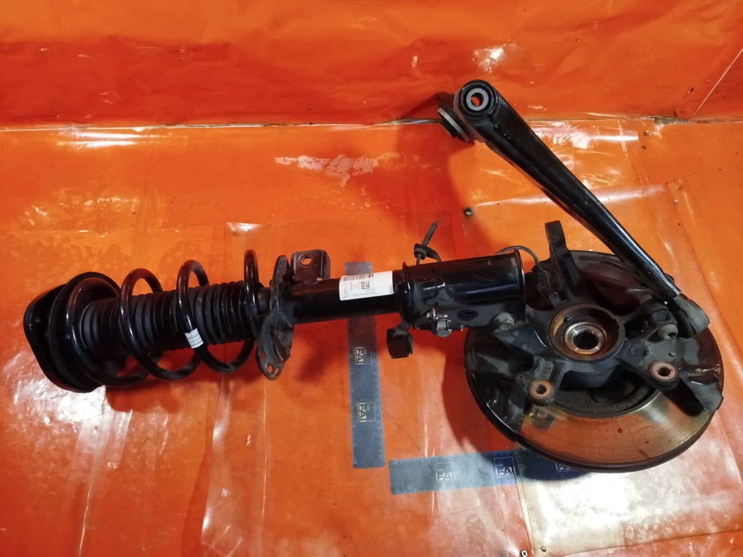 ✅FORD KUGA ST-LINE 2.5 PETROL 2025 FRONT RIGHT SUSPENSION LEG HUB LX6118045SDF - Image 5