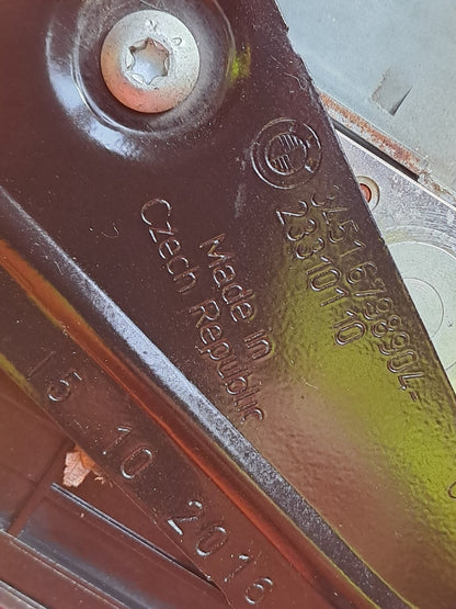 ebay-src:https://i.ebayimg.com/00/s/mtywmfgxmjaw/z/eqaaaeswgzfpke-c/$_57.jpg
