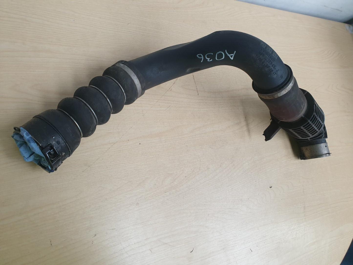 BMW F46 216D 1.5 DIESEL 2018 INTERCOOLER HOSE PIPE MGW00383CT - Image 9