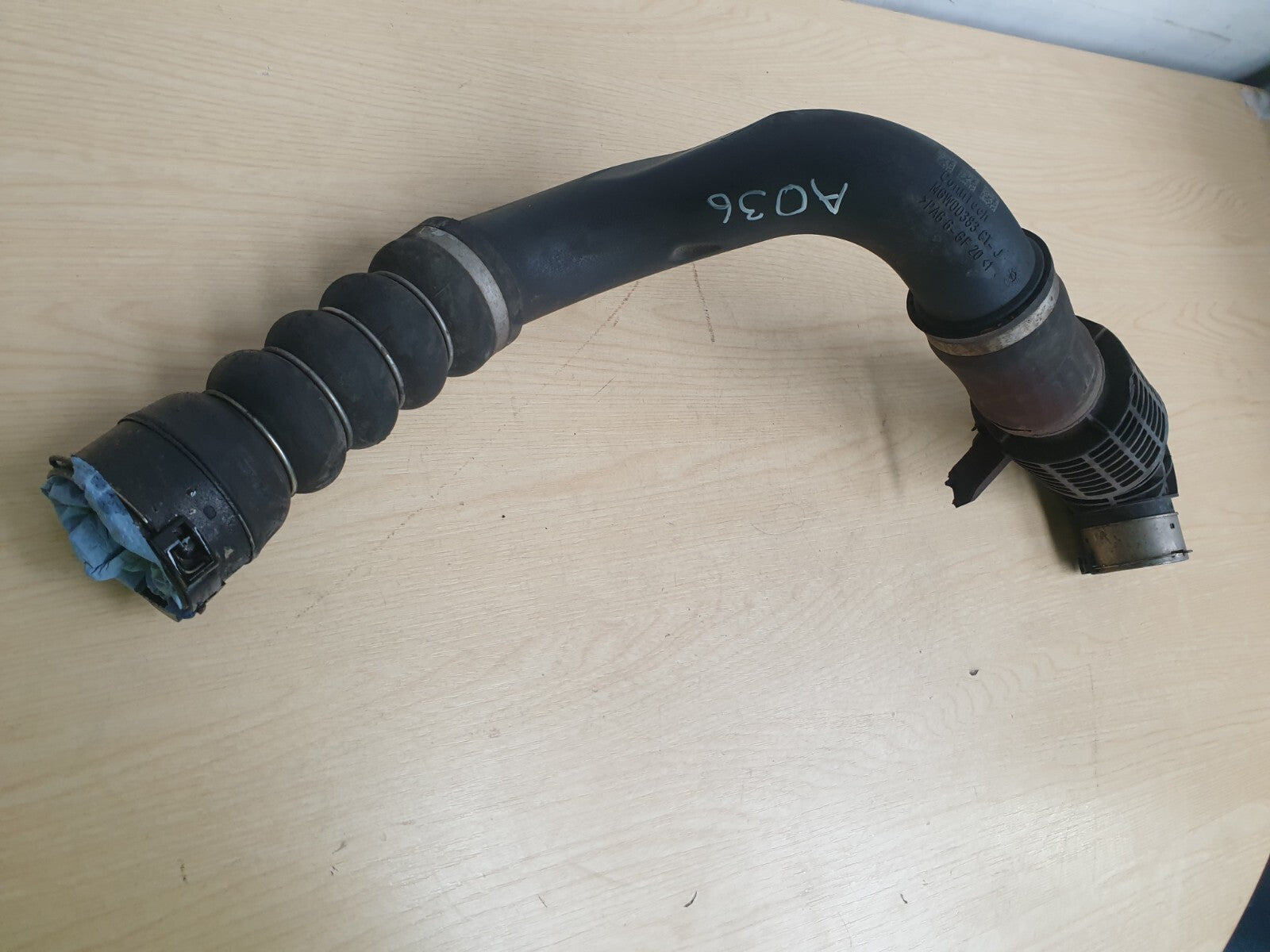 BMW F46 216D 1.5 DIESEL 2018 INTERCOOLER HOSE PIPE MGW00383CT - Image 9