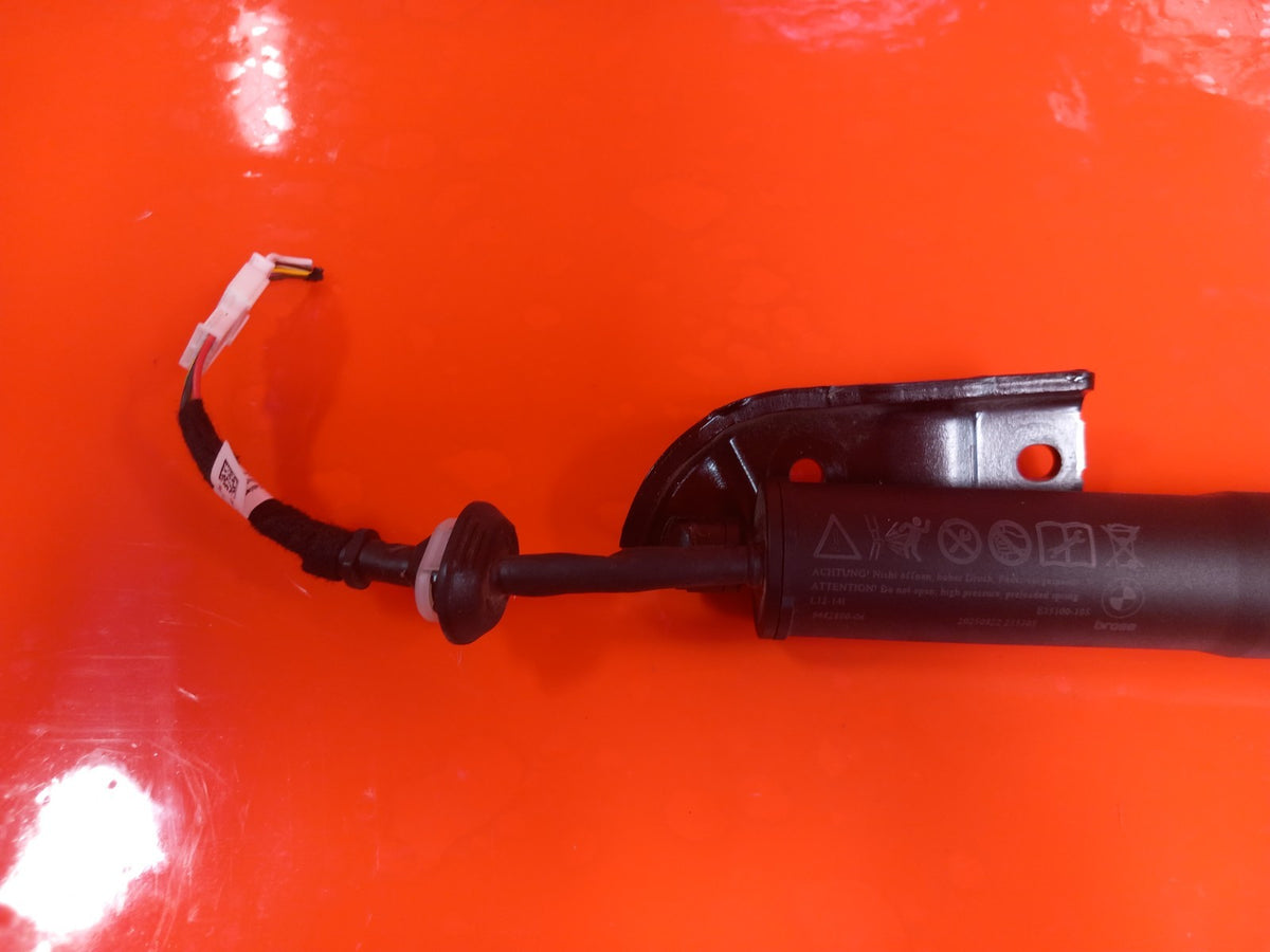 ebay-src:https://i.ebayimg.com/00/s/mtiwmfgxnjaw/z/qdgaaeswtd9qwlih/$_57.jpg