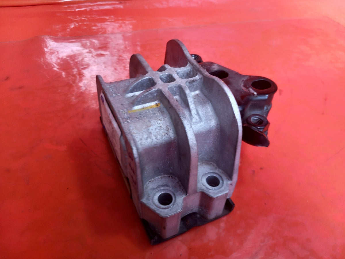 Ford Tourneo Custom 2.2 Diesel 2015 Engine Mount Left Side BK217M124BA Warranty  - Image 6