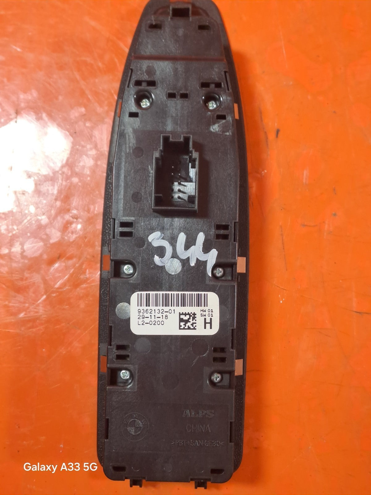 ebay-src:https://i.ebayimg.com/00/s/mtywmfgxmjaw/z/eeaaaeswat1peei5/$_57.jpg