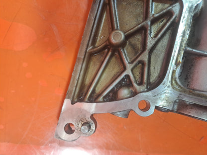 ✅2013 Mercedes E Class W212 AMG Sport Cylinder Head End Plate A6510150601 A141 - Image 10