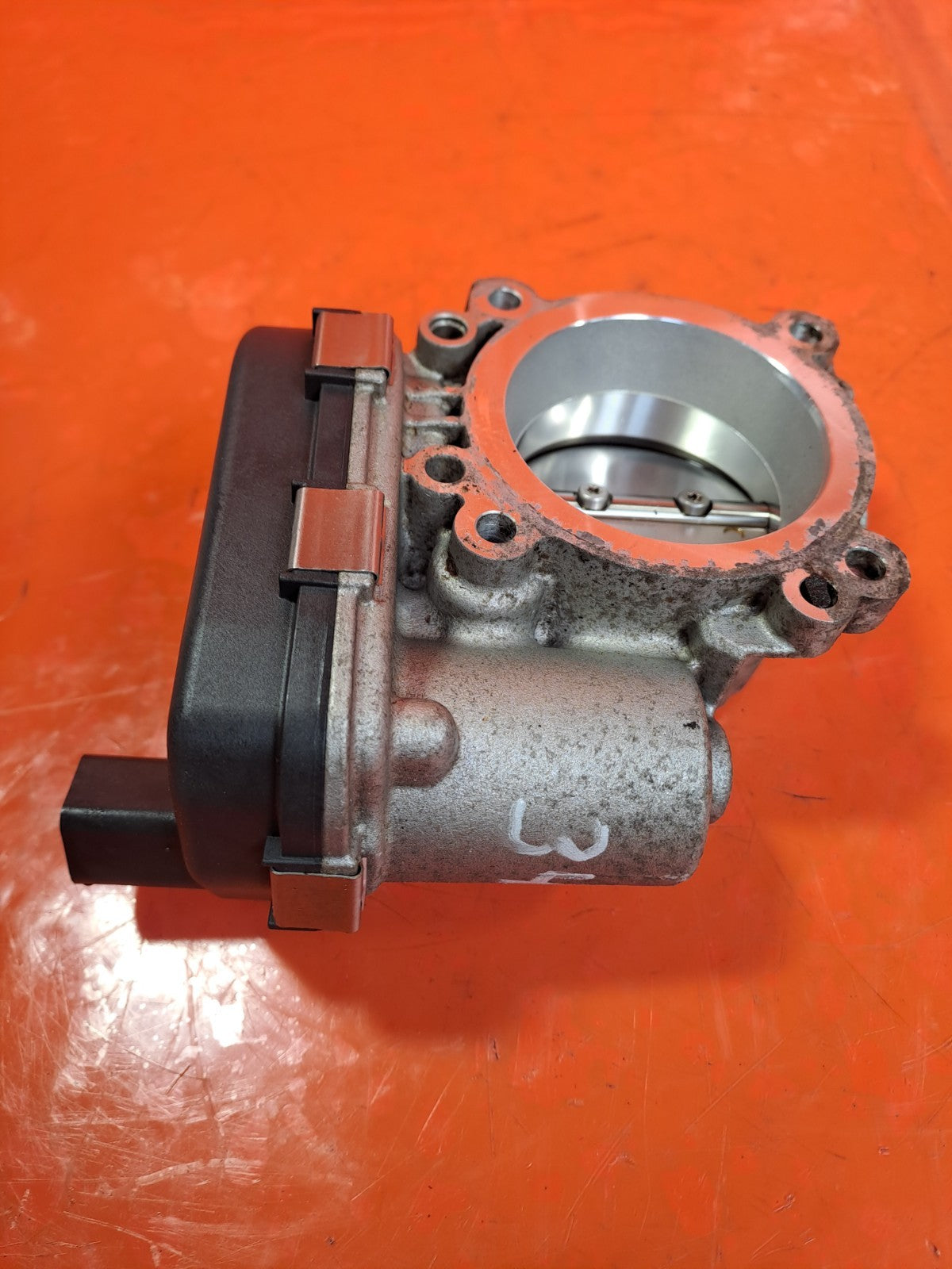 ebay-src:https://i.ebayimg.com/00/s/mtywmfgxmjaw/z/a~oaaeswaqhphmpi/$_57.jpg