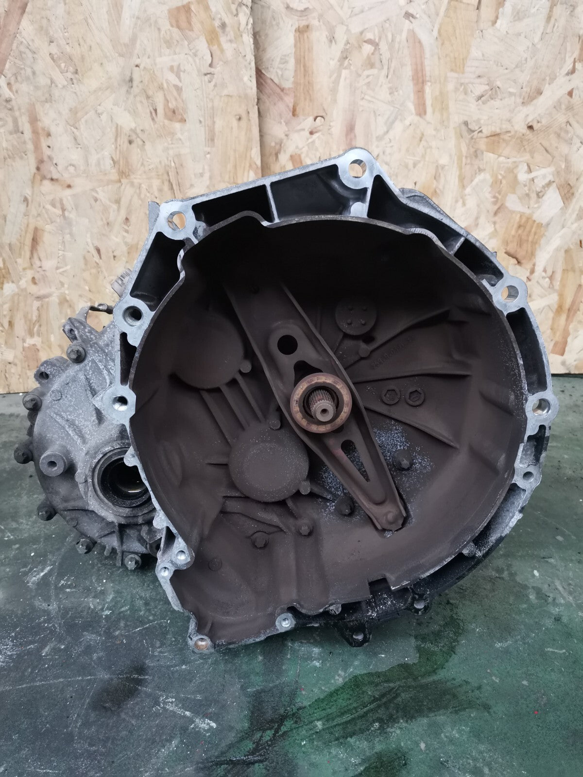 BMW 2 SERIES F56 F46 F45 216D 1.5 DIESEL 2018 MANUAL TRANSMITION GREARBOX GS659D - Image 2