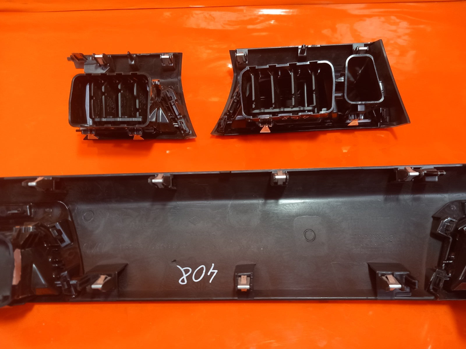 ebay-src:https://i.ebayimg.com/00/s/mtiwmfgxnjaw/z/v~waaeswpgvqmd40/$_57.jpg