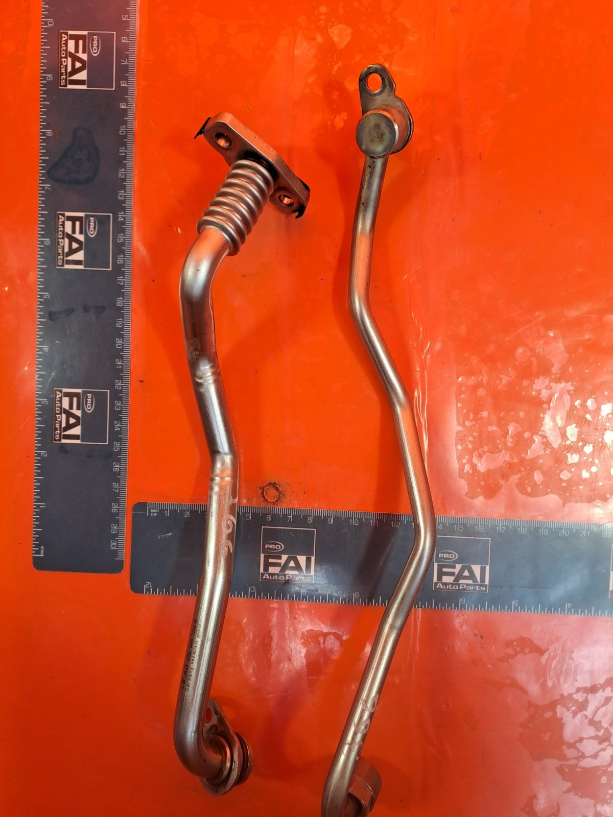 ✅FORD TOURNEO CONNECT VW CADDY 2.0 DIESEL 2024 OIL FEED PIPES 05L145736B A366 - Image 5