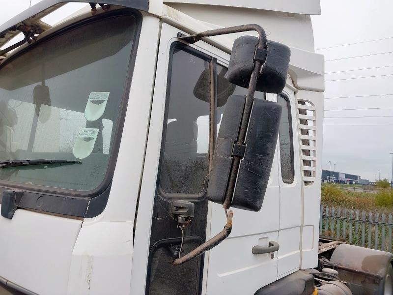 ✅VOLVO FL 5.5 DIESEL 2003 BREAKING PRICE PER WHEEL NUT ONLY WHITE A324 - Image 9
