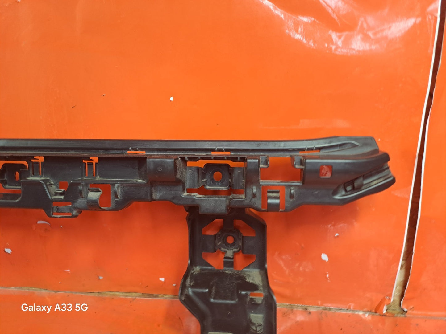 ✅BMW 220D F44 2 Series 2023 2.0 Diesel REAR BUMPER MIDDLE GUIDE BRACKET 8494944 - Image 5