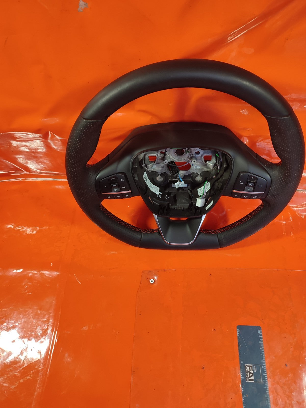 ✅FORD KUGA St-LINE 1.5 PETROL 2024 LEATHER STEERING WHEEL MV4B3600EFA1GVH A302 - Image 5