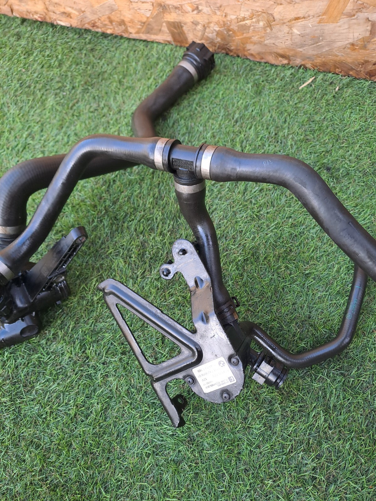 ebay-src:https://i.ebayimg.com/00/s/mtywmfgxmjaw/z/nuaaaoswmrznh8to/$_57.jpg