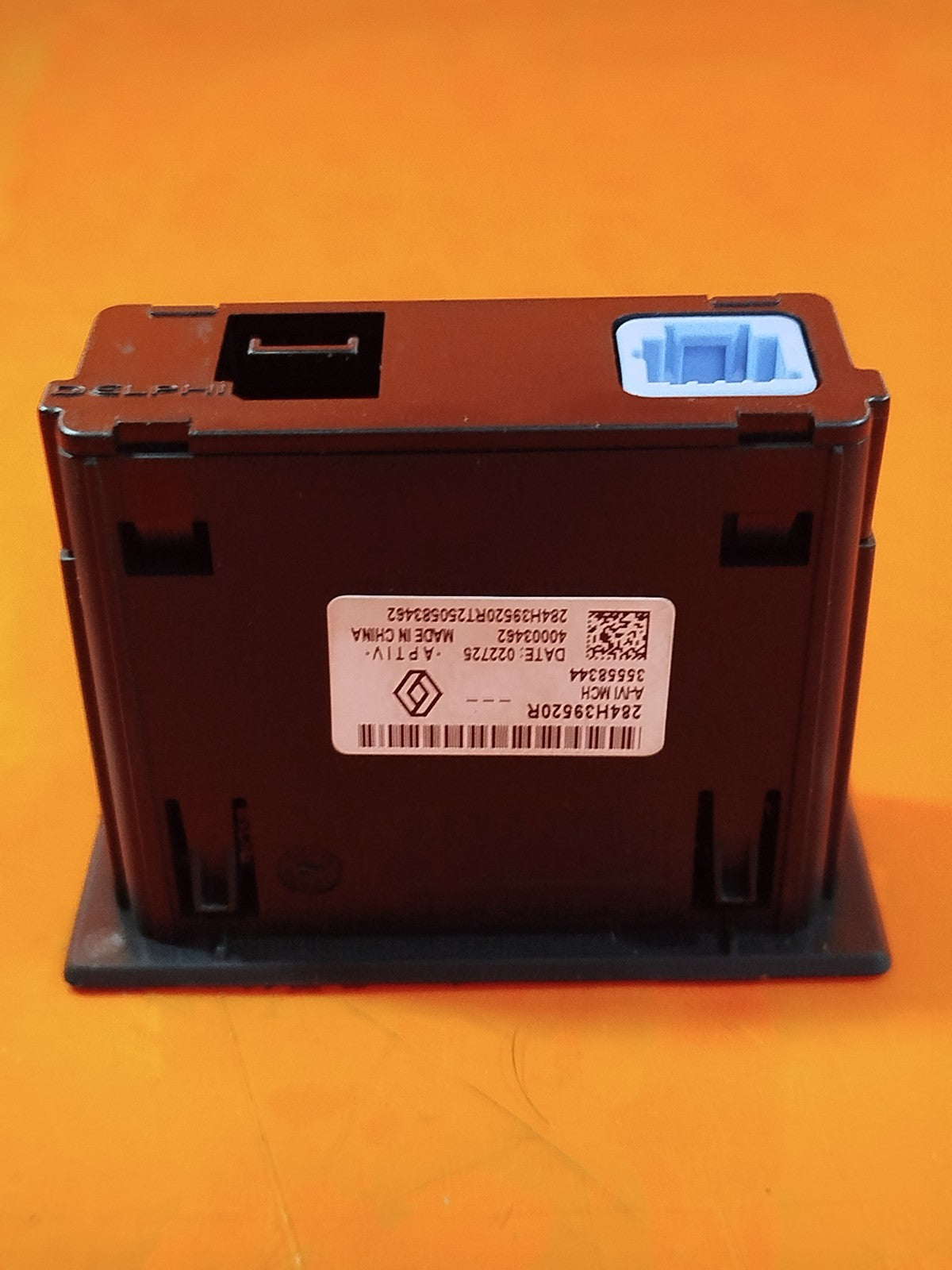 ✅RENAULT CLIO V 1.6 PETROL 2025 USB SOCKET PORT 284H39520R Warranty A331 - Image 5