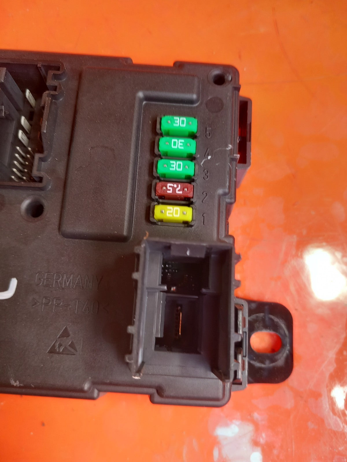 2013 BMW 3 Series F30 Xdrive M Sport Body Control Unit Module 9329701 A395 - Image 8