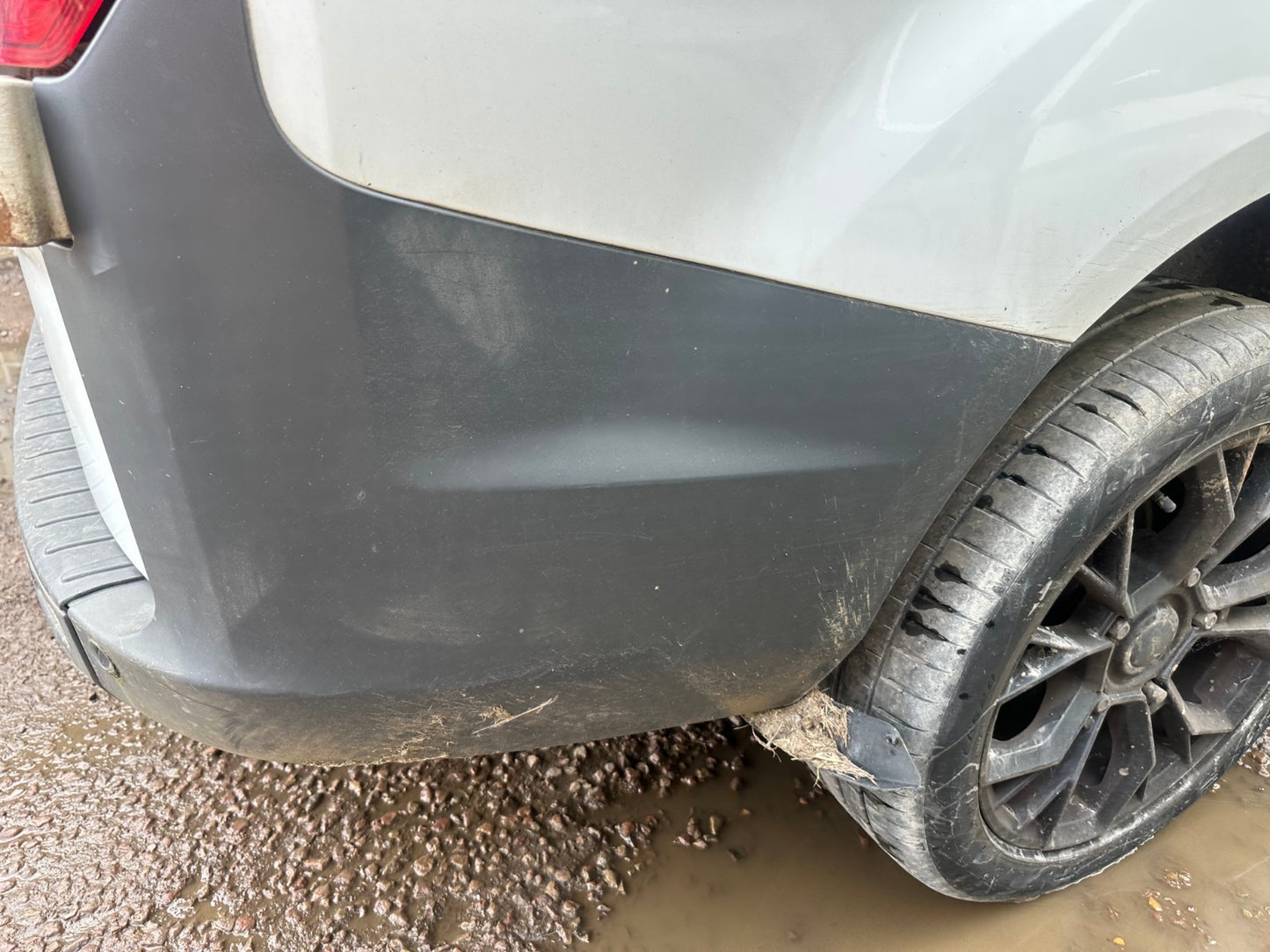 ✅Ford Transit Custom 2.2 Diesel 2014 Rear Right Bumper Corner Warranty A378 - Image 1