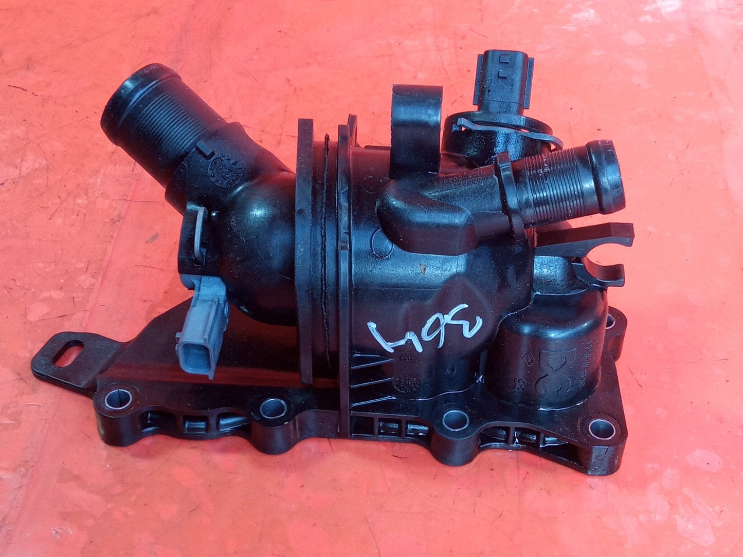 ✅Dacia Duster Journey 1.3 Petrol 2024 H5H490 Coolant Thermostat Housing A364 - Image 2