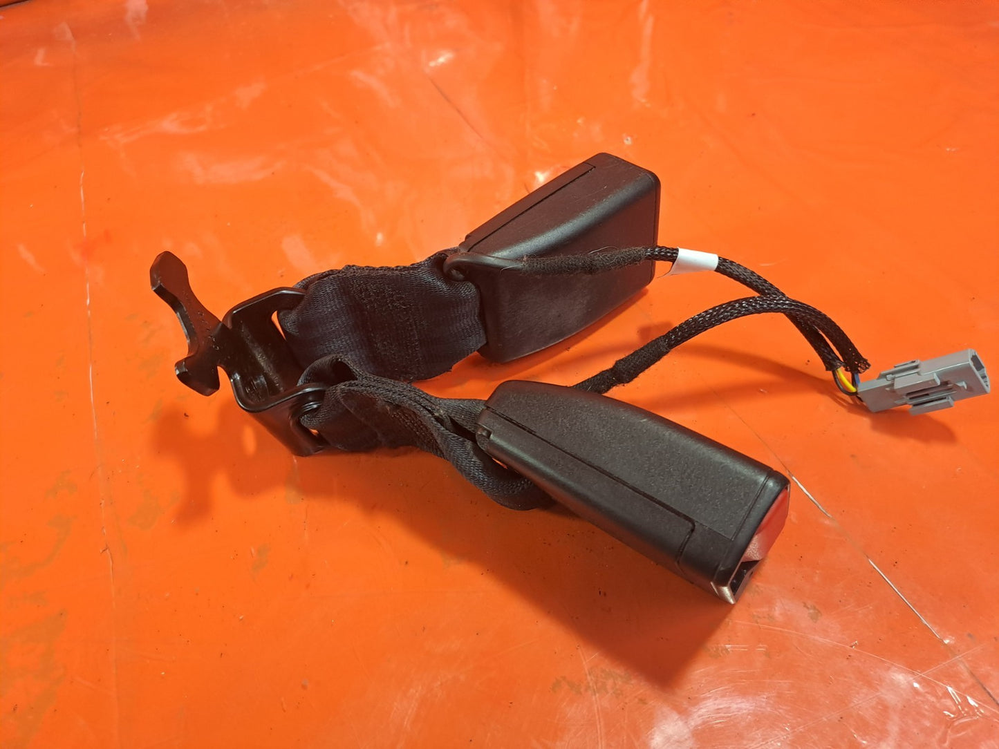 ✅2021 Renault Captur MK2 Rear Center Twin Seat Belt Buckle 878163496R A385 - Image 10