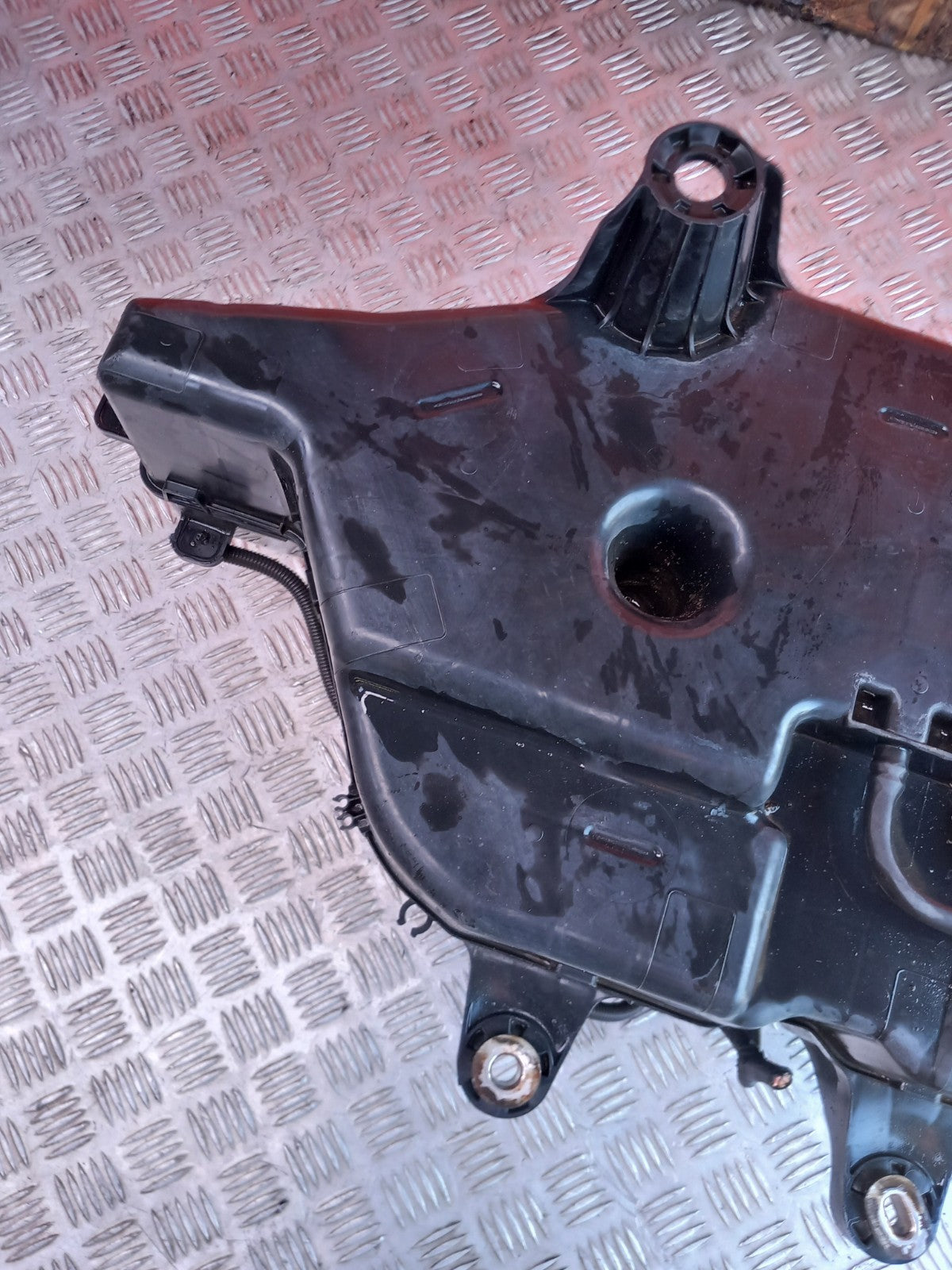 2021 Ford Transit Custom AdBlue Tank Reservoir KK31-5J238-AA Warranty A394 - Image 3