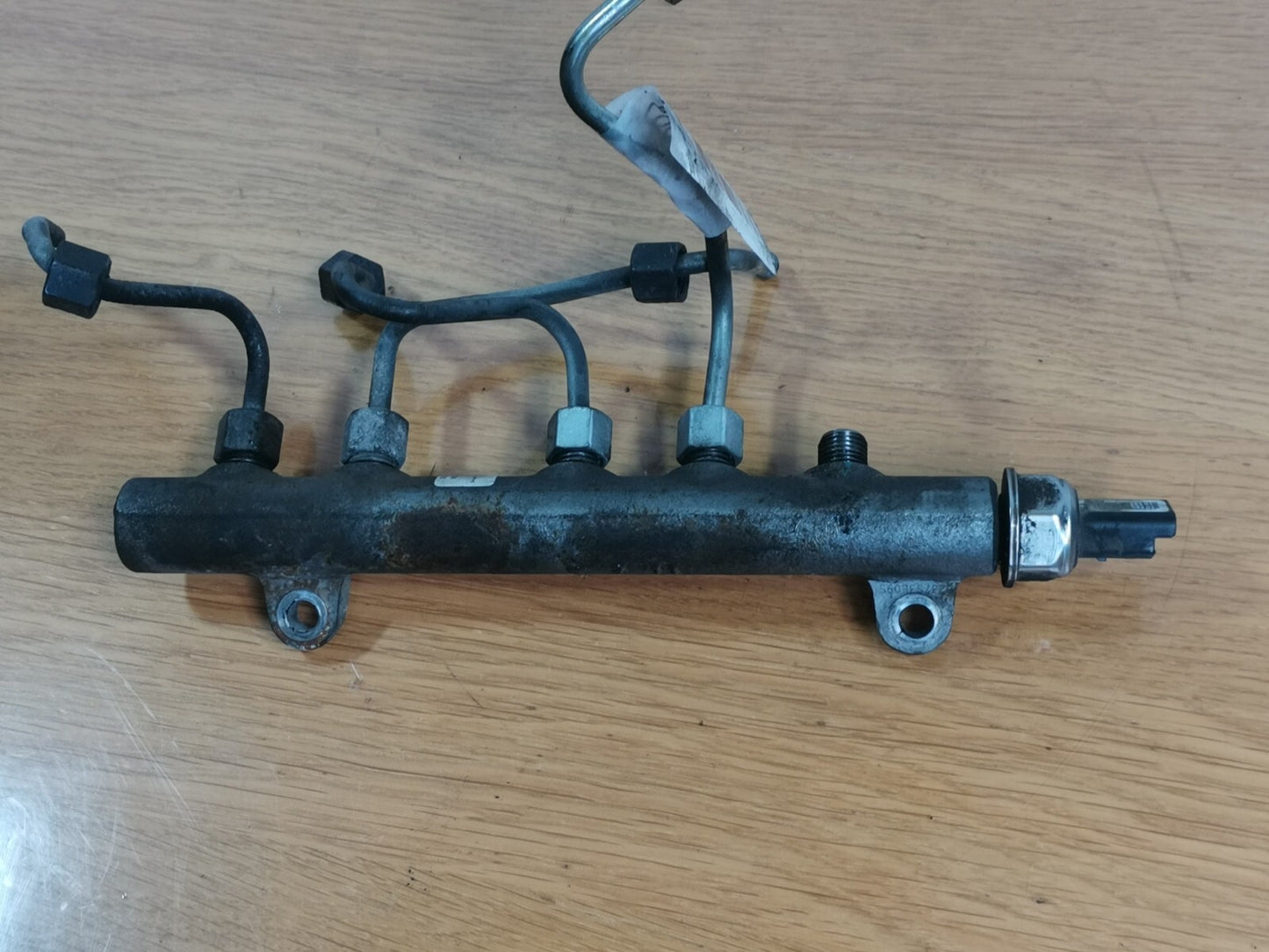 ✅2011 SSANGYONG KORANDO ES 2.0 DIESEL FUEL INJECTOR RAIL A6710700195 + WARRANTY - Image 1