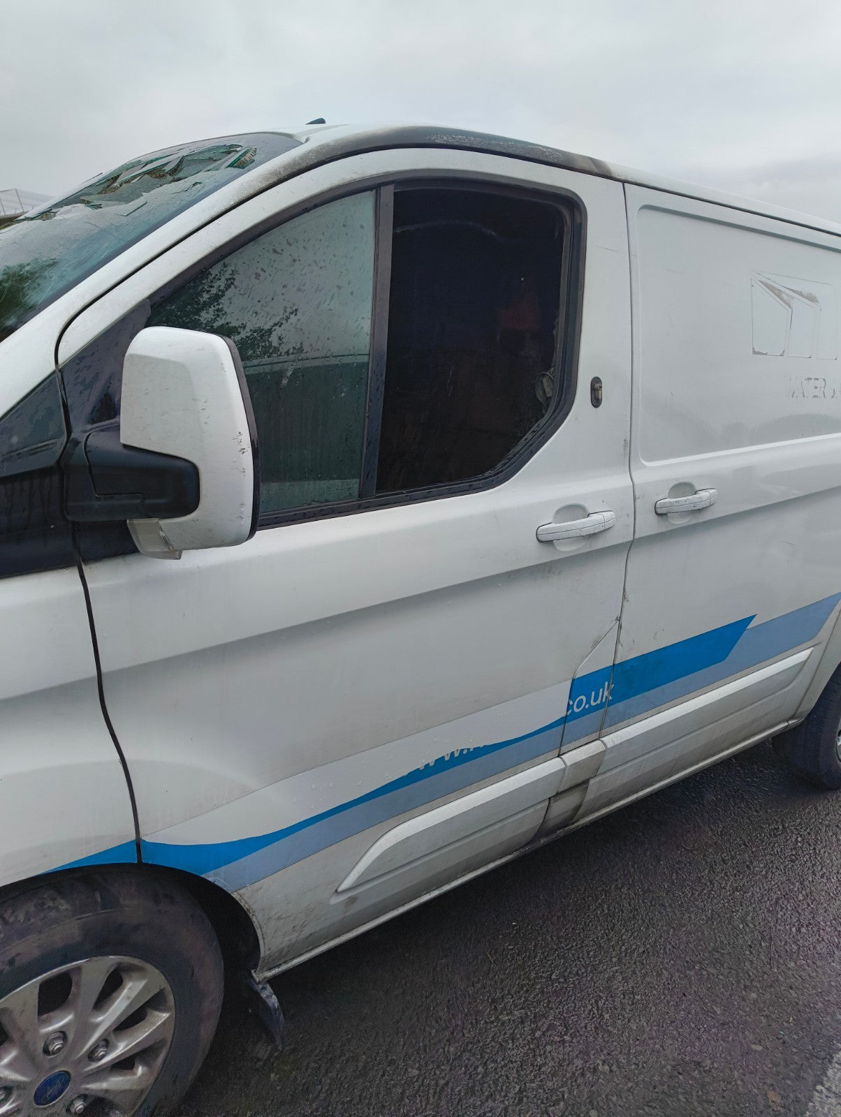 ✅Ford Transit Custom 2.0 Diesel 2021 Front Left Door Bare W/O Mirror White A390 - Image 1
