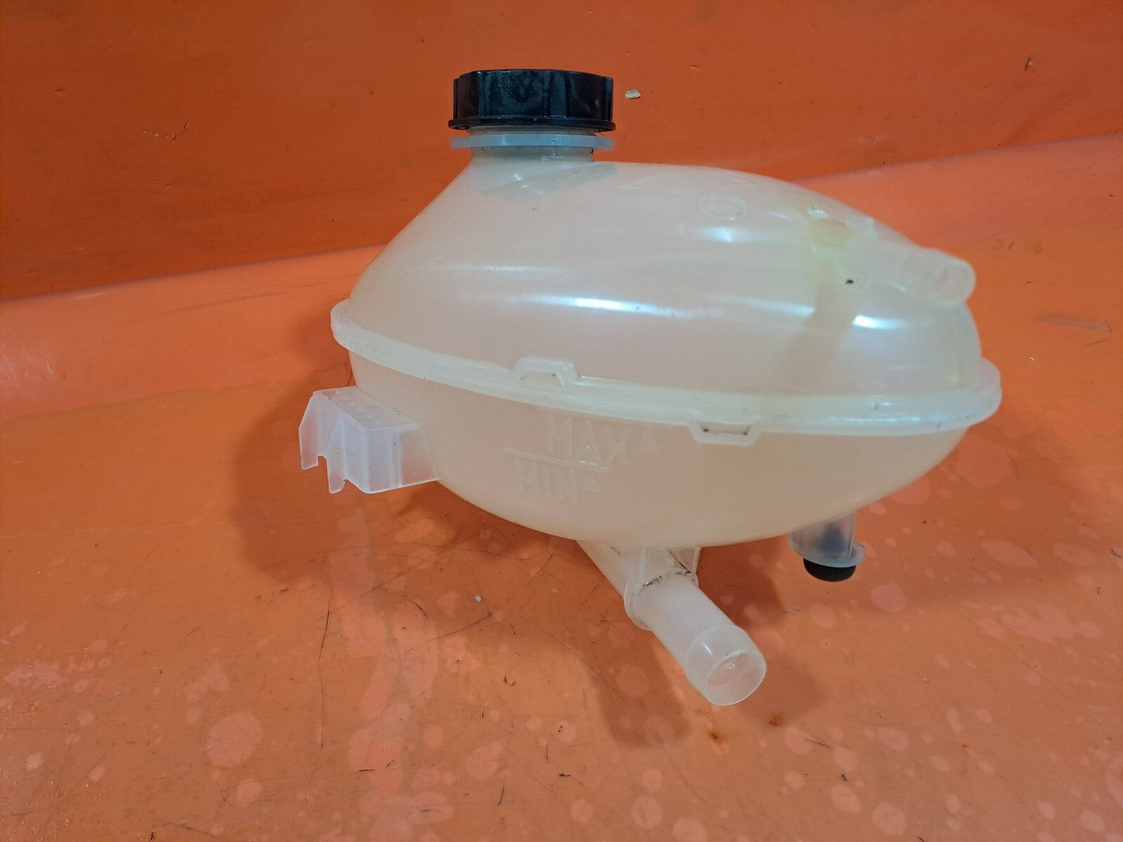 ✅Ford Fiesta St-Line 1.0 Petrol 2019 EXPANSION BOTTLE HEADER TANK DG93-8101-AA - Image 5