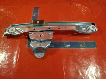✅2024 DACIA DUSTER JOURNEY REAR RIGHT WINDOW MOTOR REGULATOR 827208597R A364 - Image 8