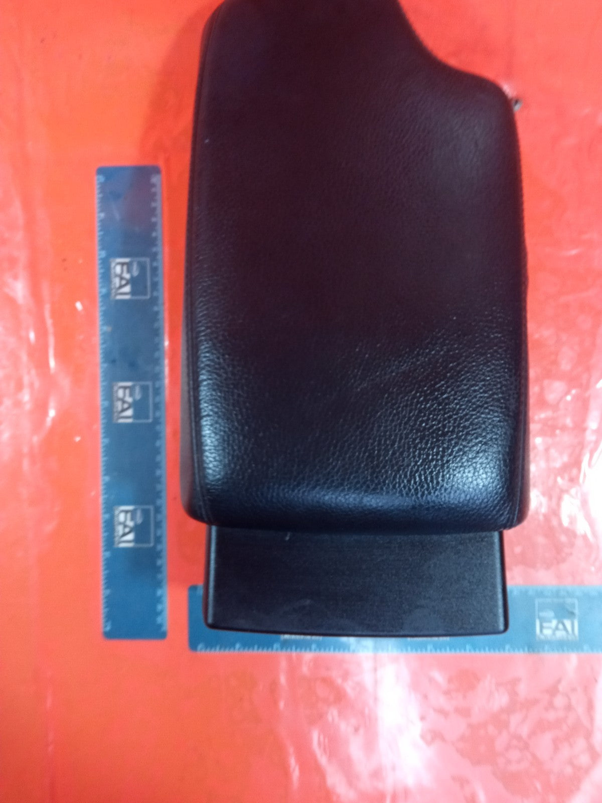✅2016 BMW 4 Series F33 Centre Console Armrest Cover Leather Black 9285160 A368 - Image 2