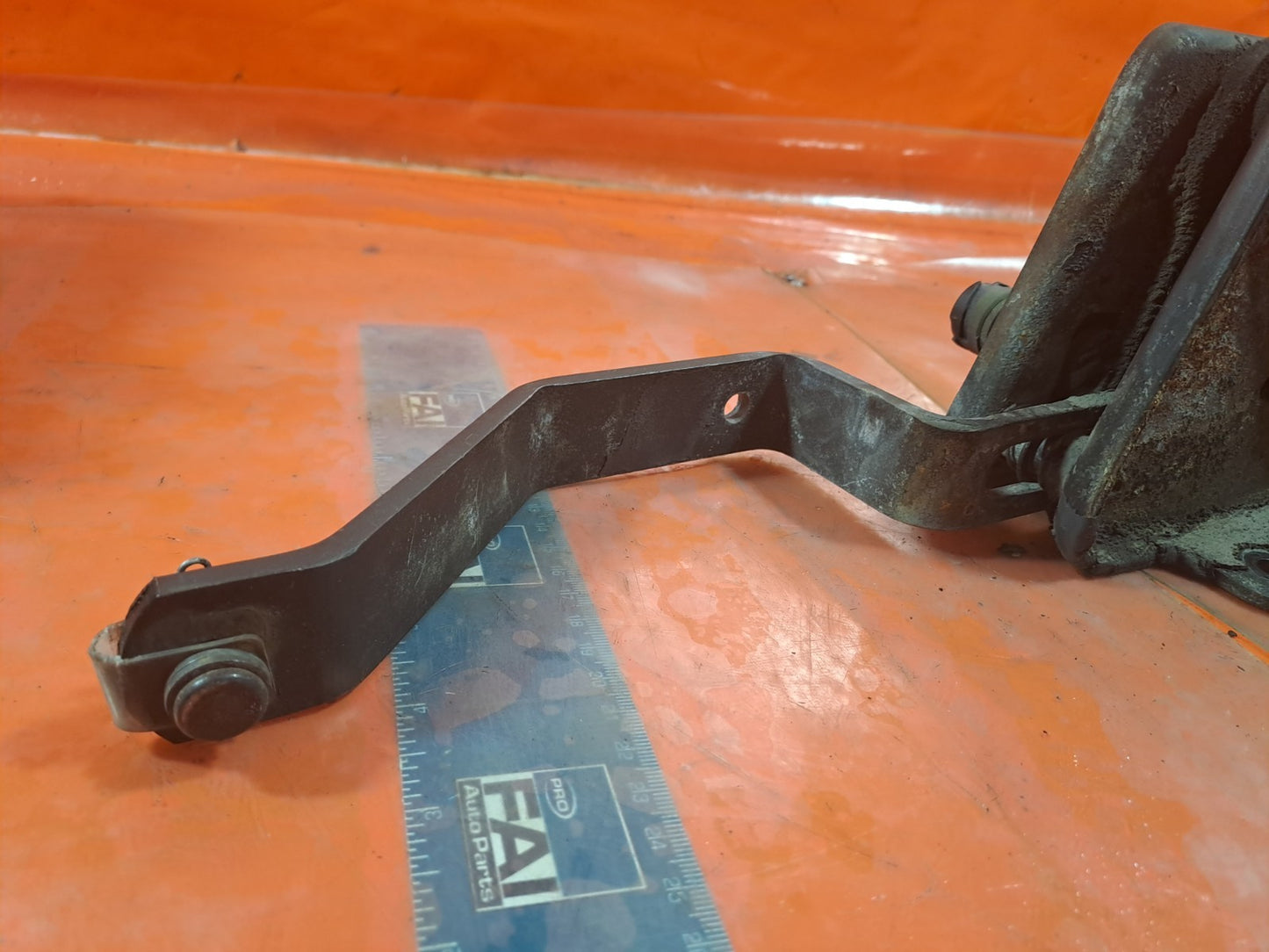 ✅2003 VOLVO FL 5.5D CABIN TILT LOCK 20503264 + WARRANTY A324 - Image 4