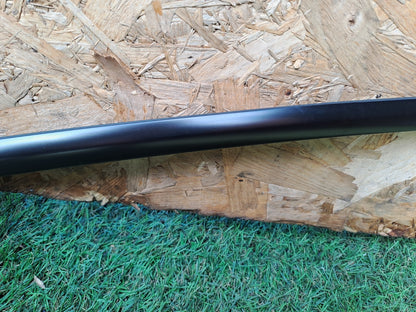 2024 TESLA MODEL 3 LONG RIGHT ROOF STRIP RAIL BAR COVER TRIM 1083520-40-D A207 - Image 4