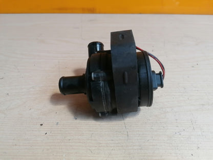 MERCEDES W176 WATER CIRCULATION PUMP WITH WIRING LOOM A2118350028 X00 - Image 5