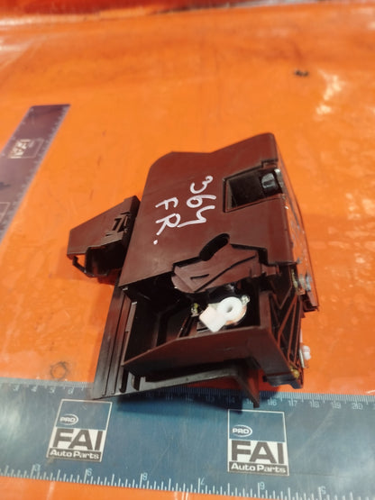 ✅2024 DACIA DUSTER JOURNEY DOOR LOCK FRONT RIGHT 805029426R + WARRANTY A364 - Image 4