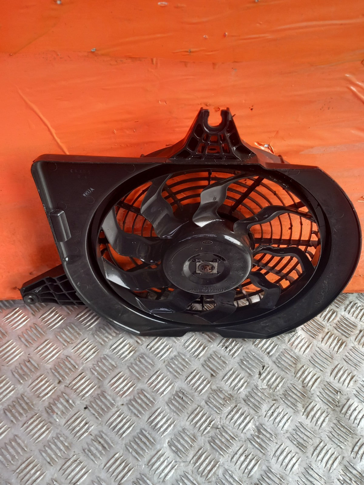 ebay-src:https://i.ebayimg.com/00/s/mtywmfgxmjaw/z/0cqaaeswfr5qvvgz/$_57.jpg