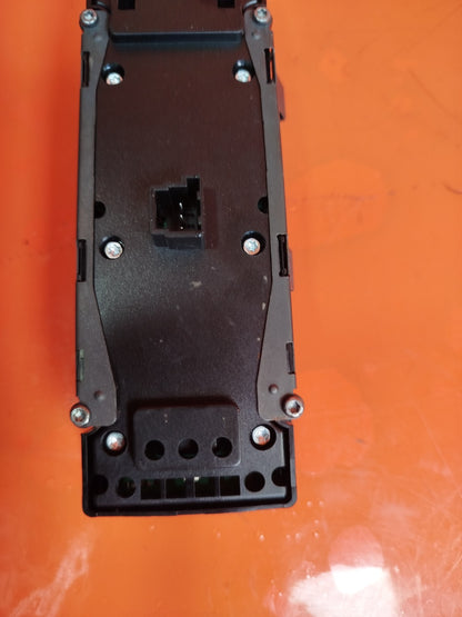 ebay-src:https://i.ebayimg.com/00/s/mtywmfgxmjaw/z/m00aaeswk6xodqzc/$_57.jpg